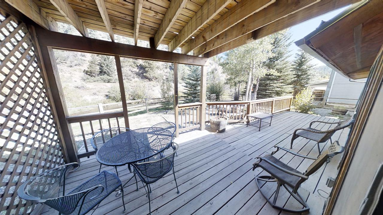 Lucky-River-Retreat-09212021_111341