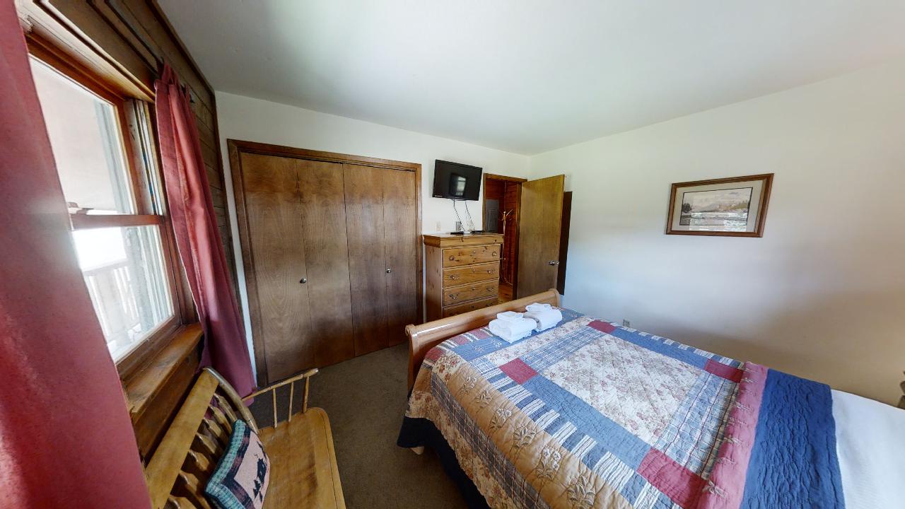 Bear-Valley-Cabin-08312021_122719