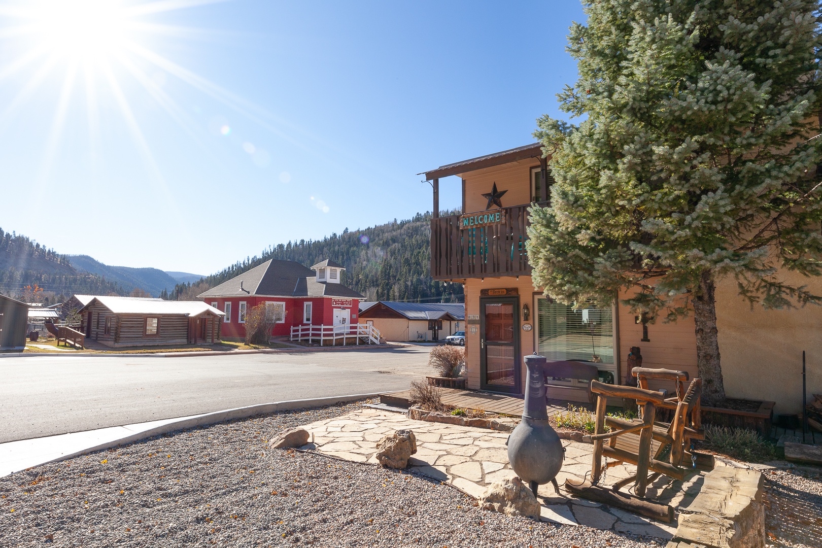 Grandview 1 Rustic Retreat