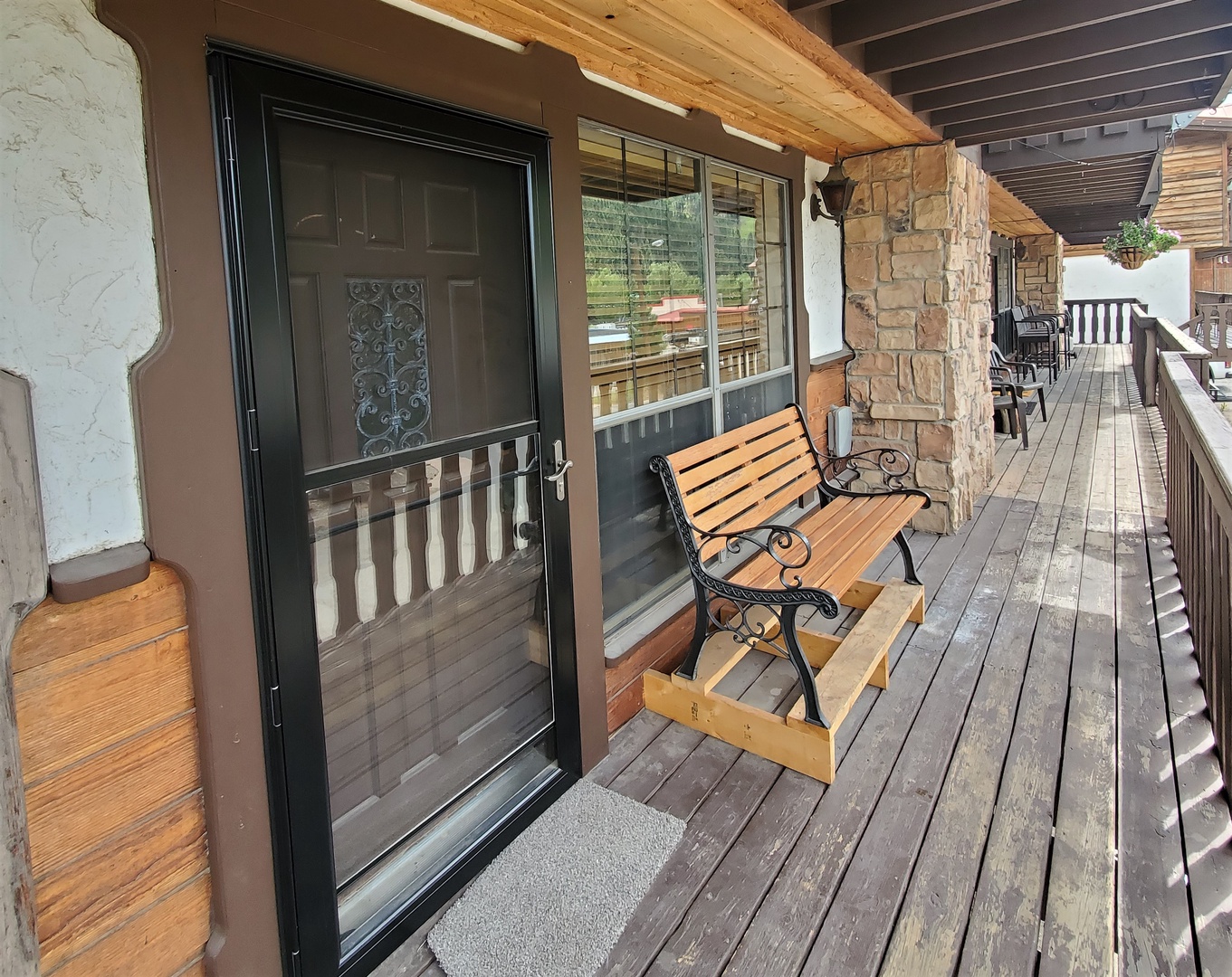 Rose rock deck