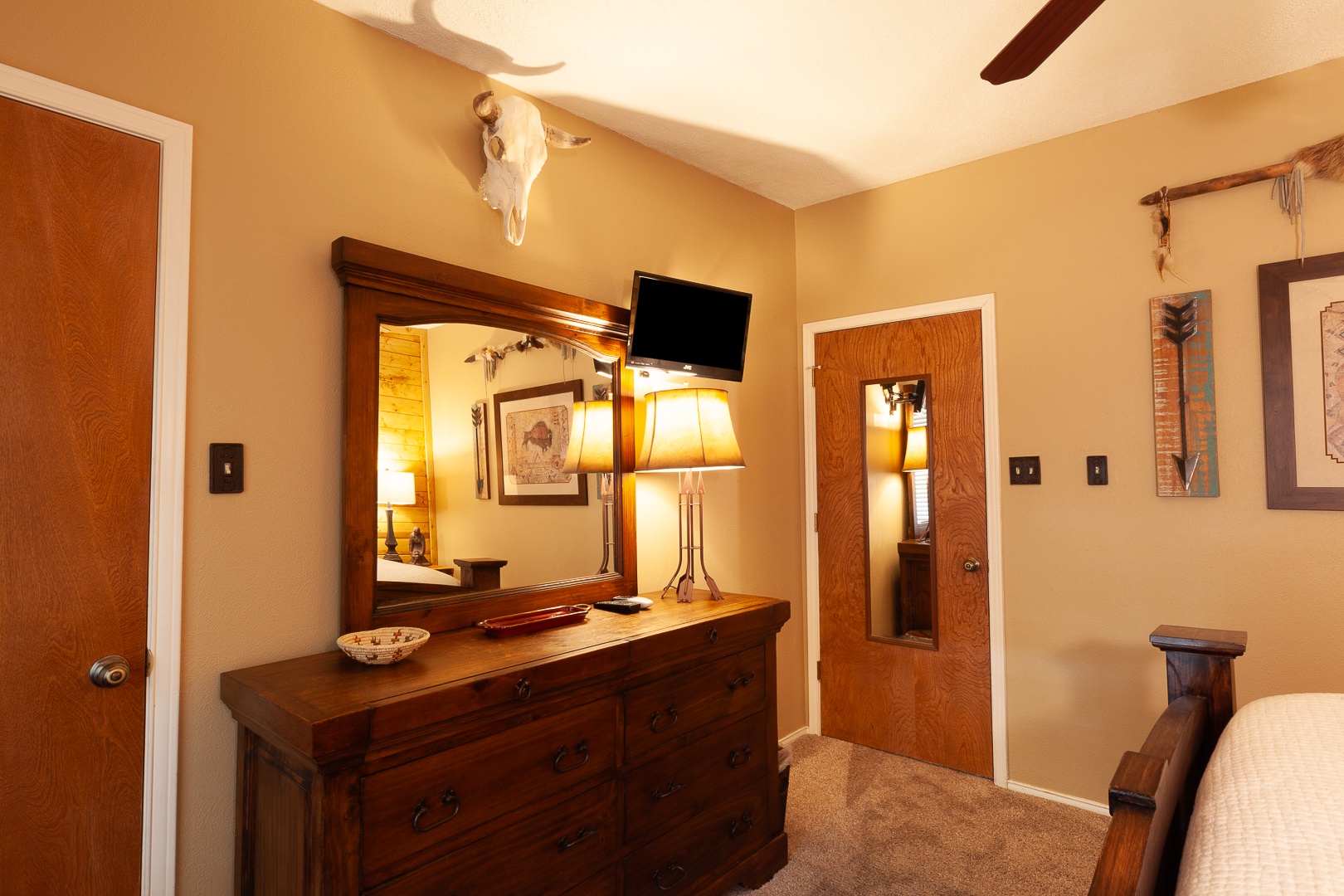 Grandview 1 Rustic Retreat