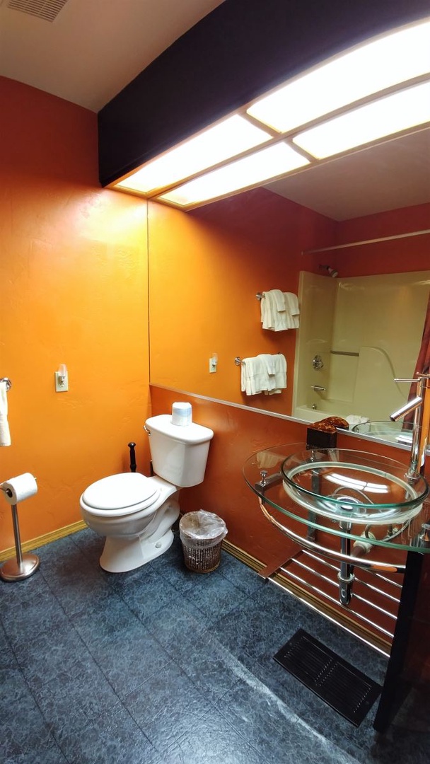 Bathroom 7