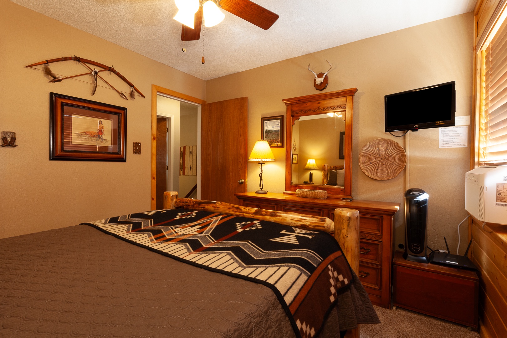 Grandview 1 Rustic Retreat