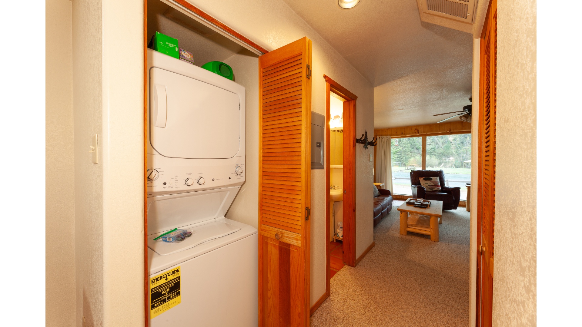 The Knotty Pine
