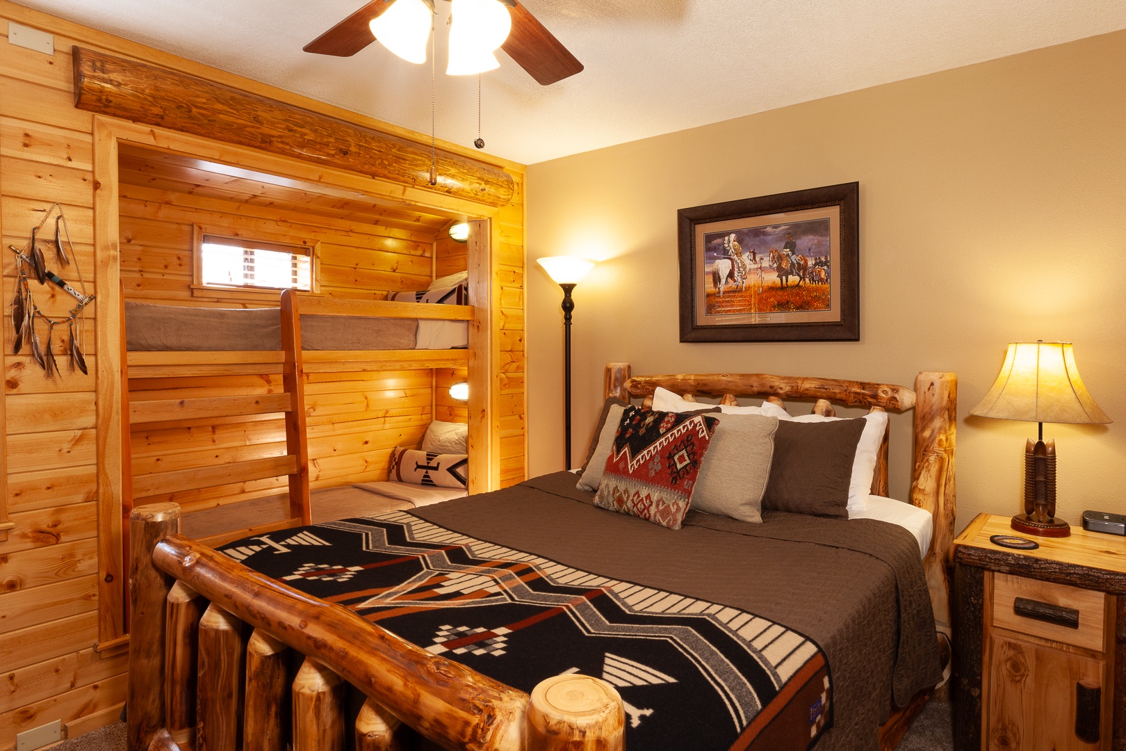 Grandview 1 Rustic Retreat