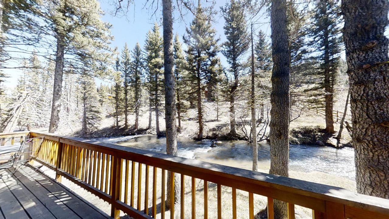 Little-Elk-Horn-04282022_134924