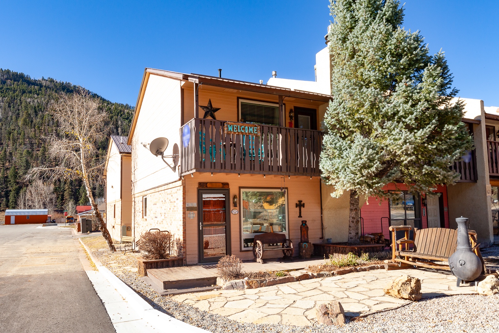 Grandview 1 Rustic Retreat