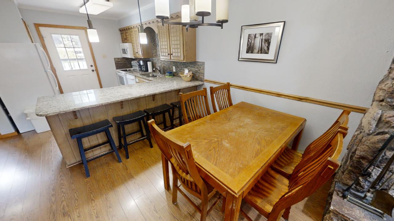 Claim-Jumper-Townhouse-1-09202023_104204