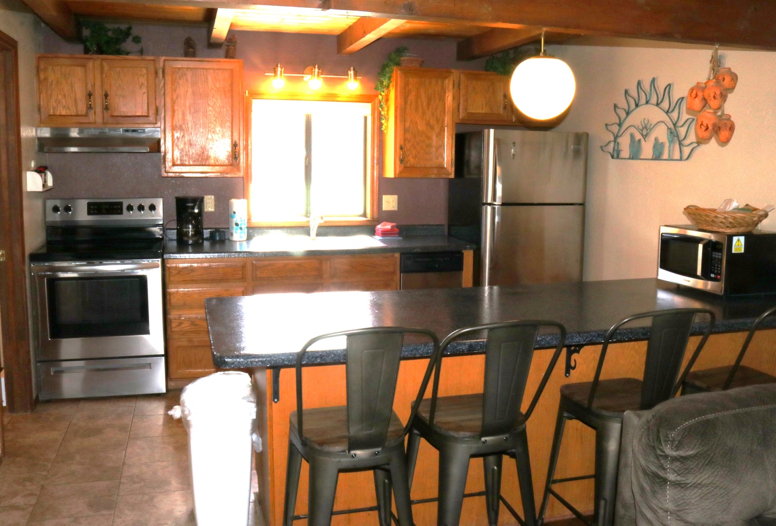 IMG_7816 TH Kitchen