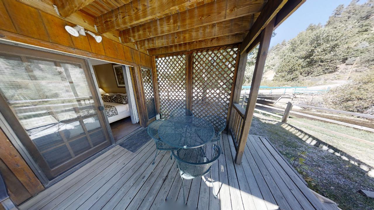 Lucky-River-Retreat-09212021_111434