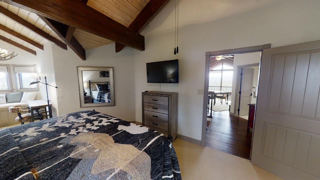 Bobcat-Peak-House-09222021_124551