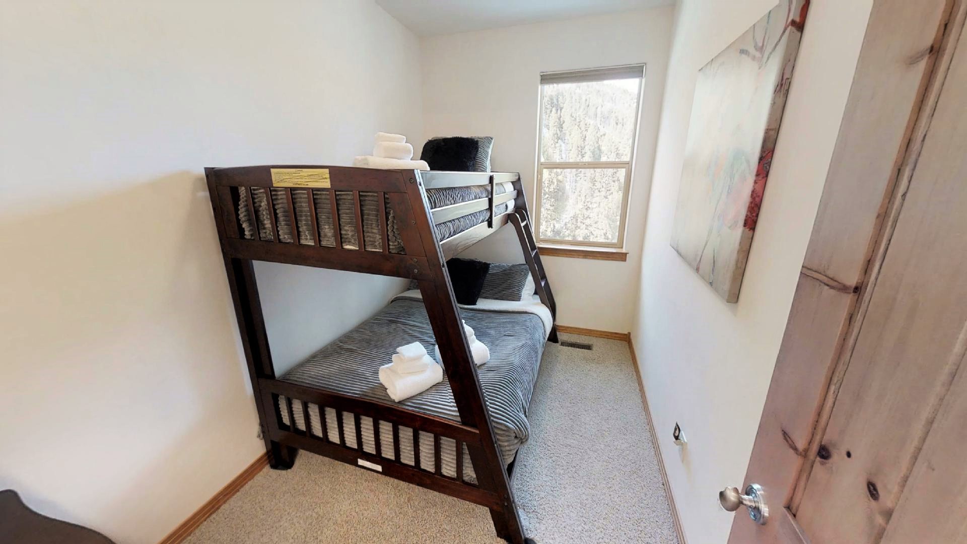 Bunkroom 2