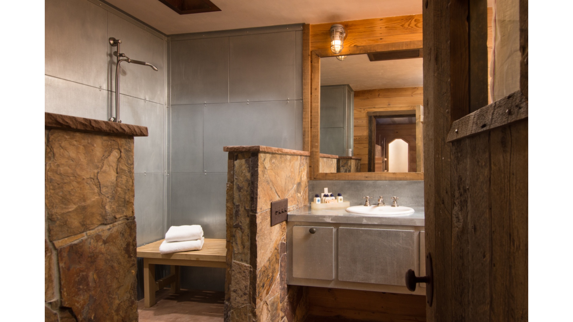 WildernessLodge_50
