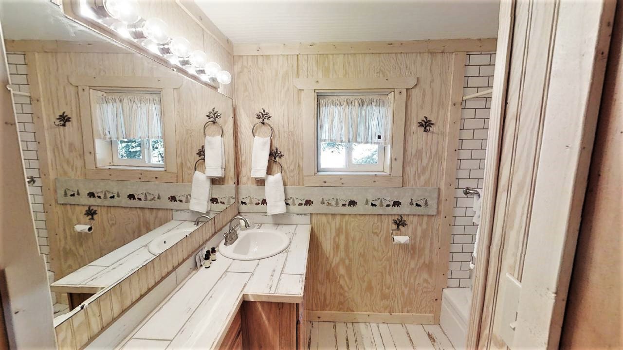 Bathroom 3
