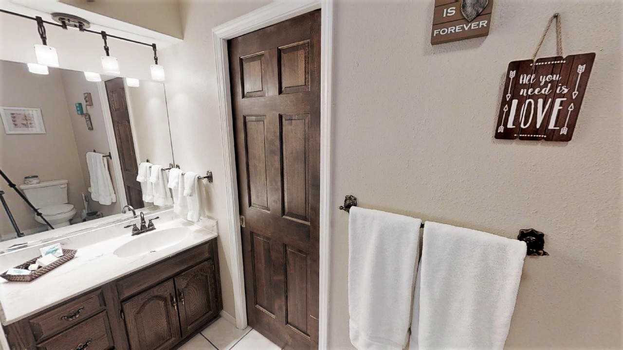 Bathroom 2