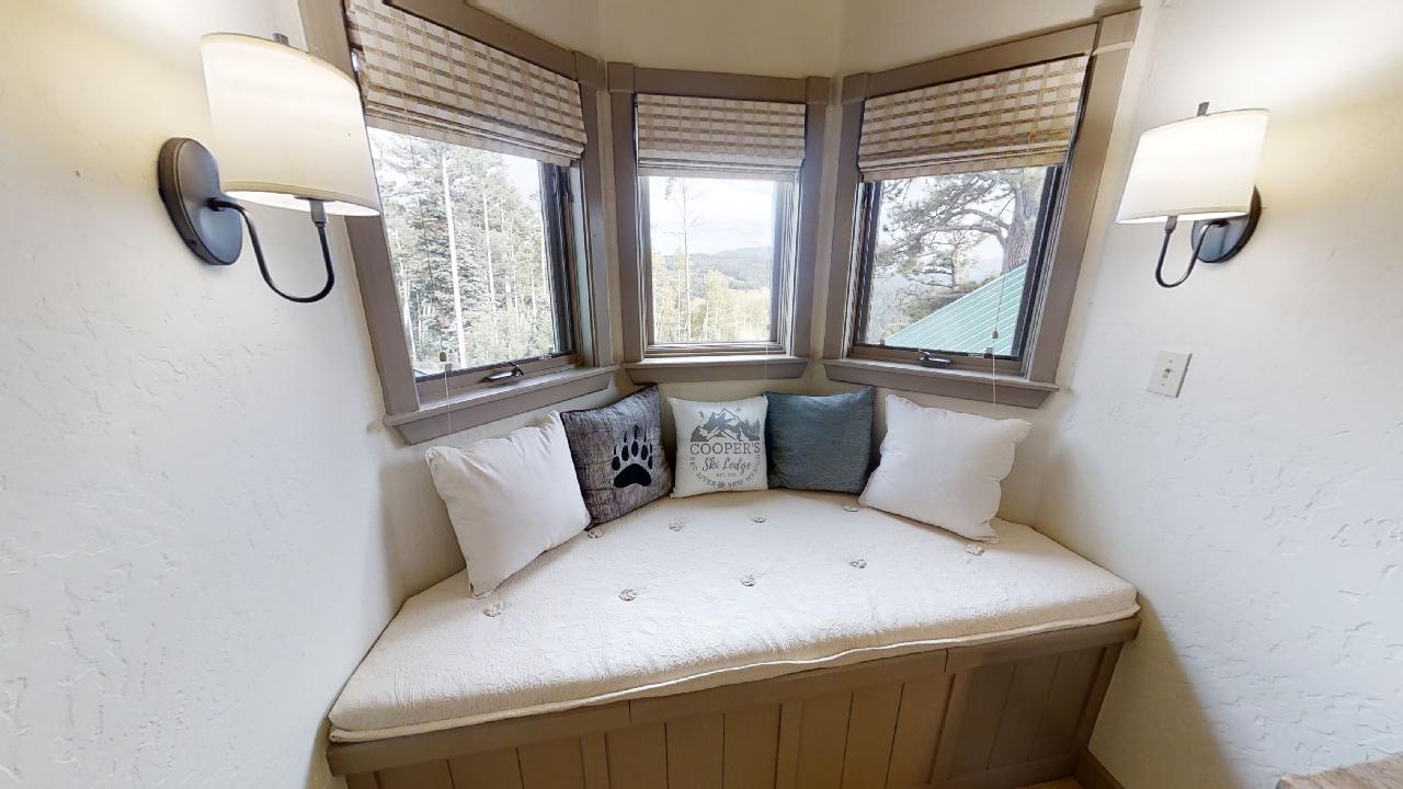 Bobcat-Peak-House-09222021_124821
