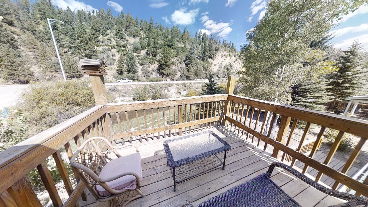 Lucky-River-Retreat-09212021_113632
