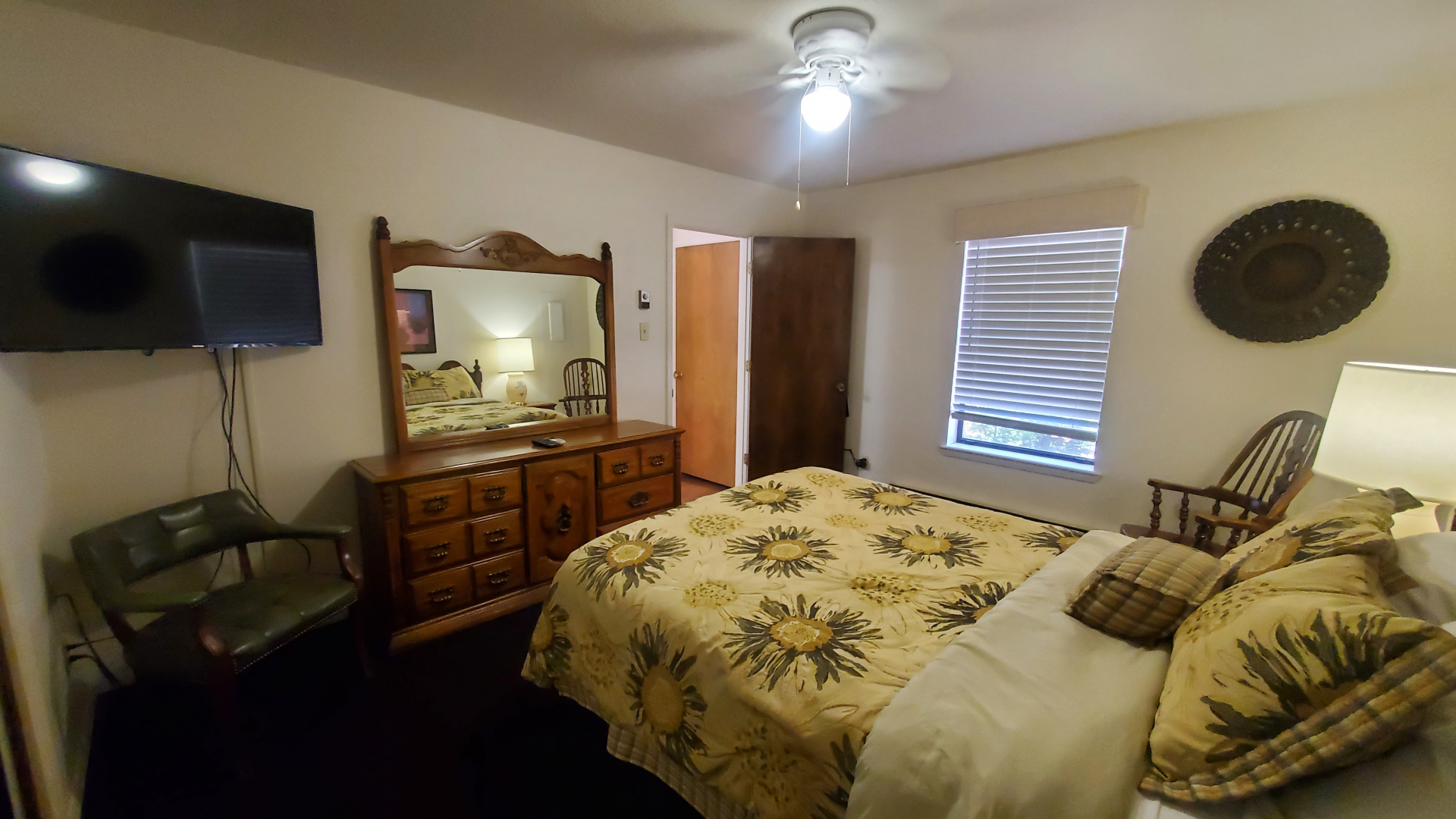 bedroom1-3