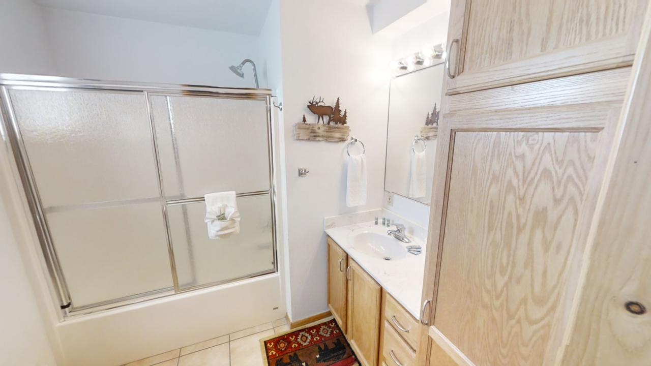 McCues-Master Bath