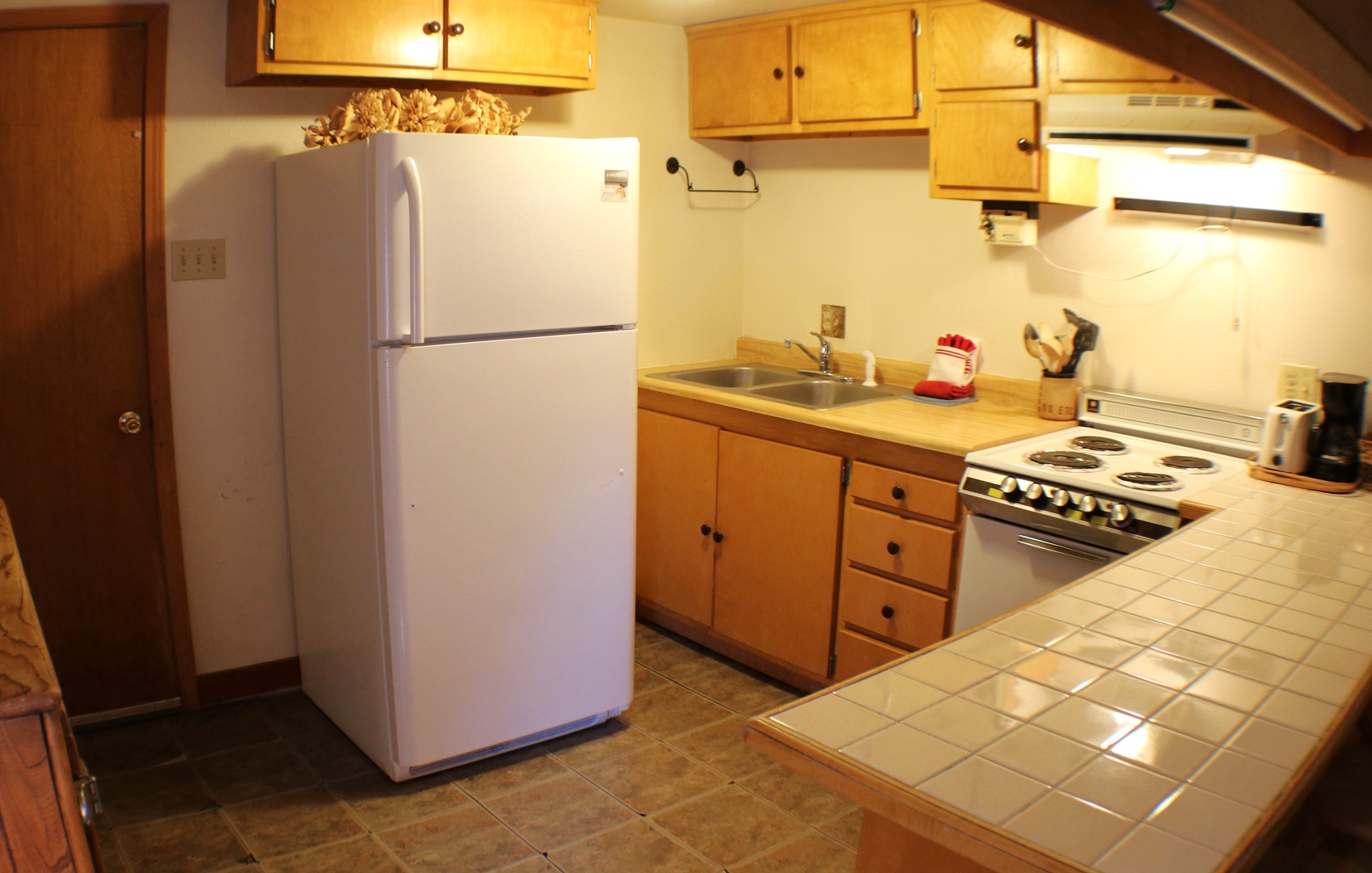 BHKitchen1
