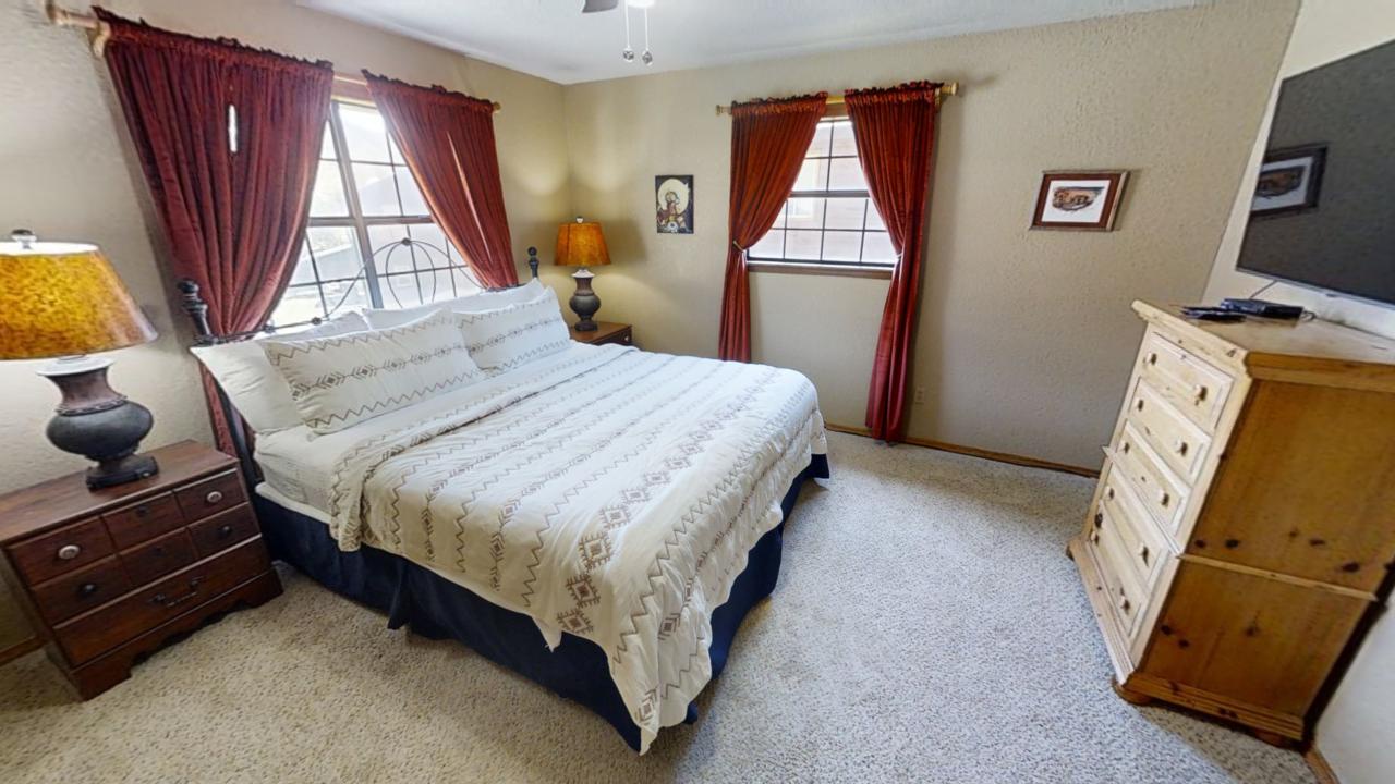 Wildwood-Master Upstairs King