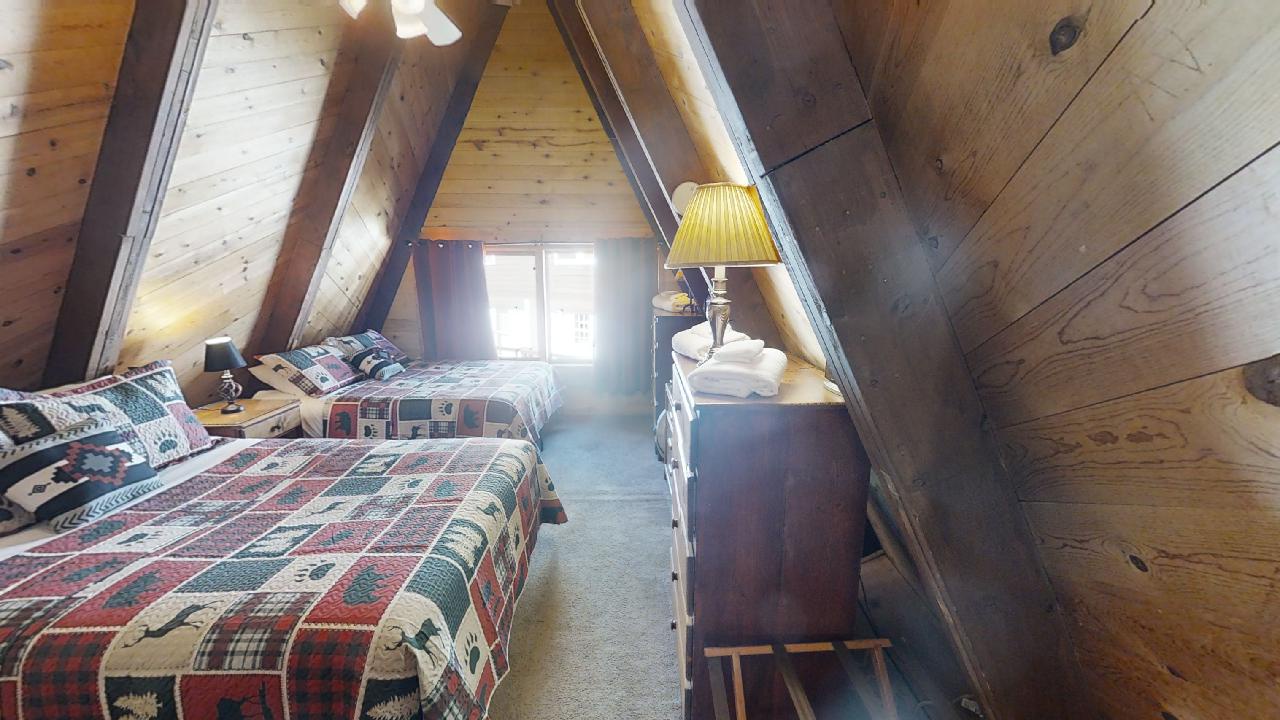Claim-Jumper-A-Frame-5-Secomf room
