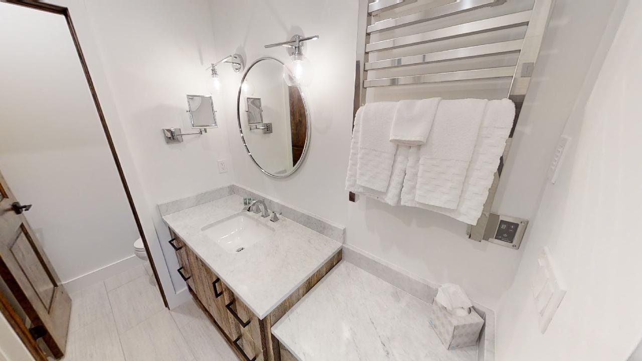 Chalet-Genepi-Master bath
