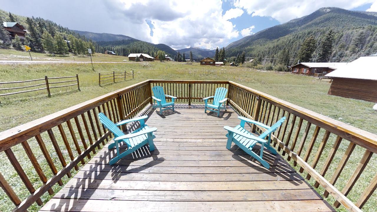 Bear-Valley-Cabin-08312021_124107