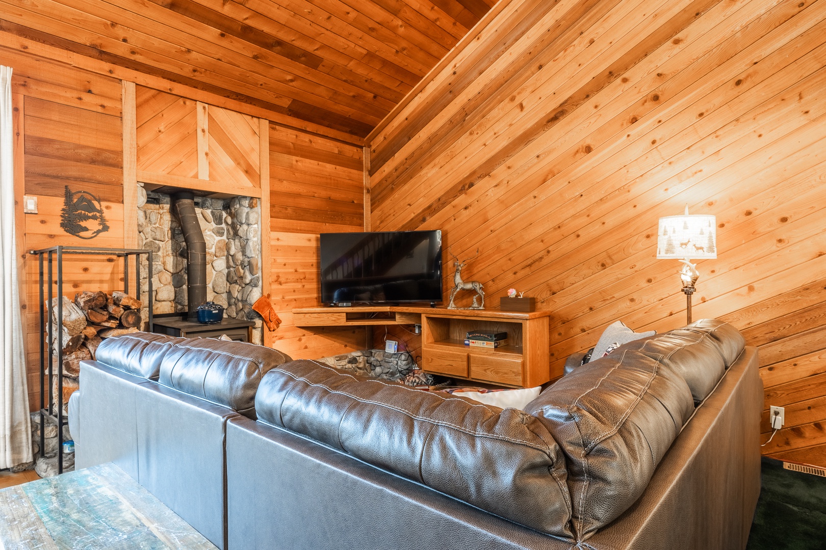 609 Cozy Midtown Townhome W/Pool, Spa, Sauna