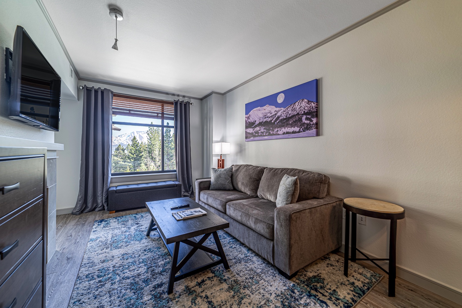 501 Pet Friendly, 1 Bedroom, Remodeled Village Monache Condo
