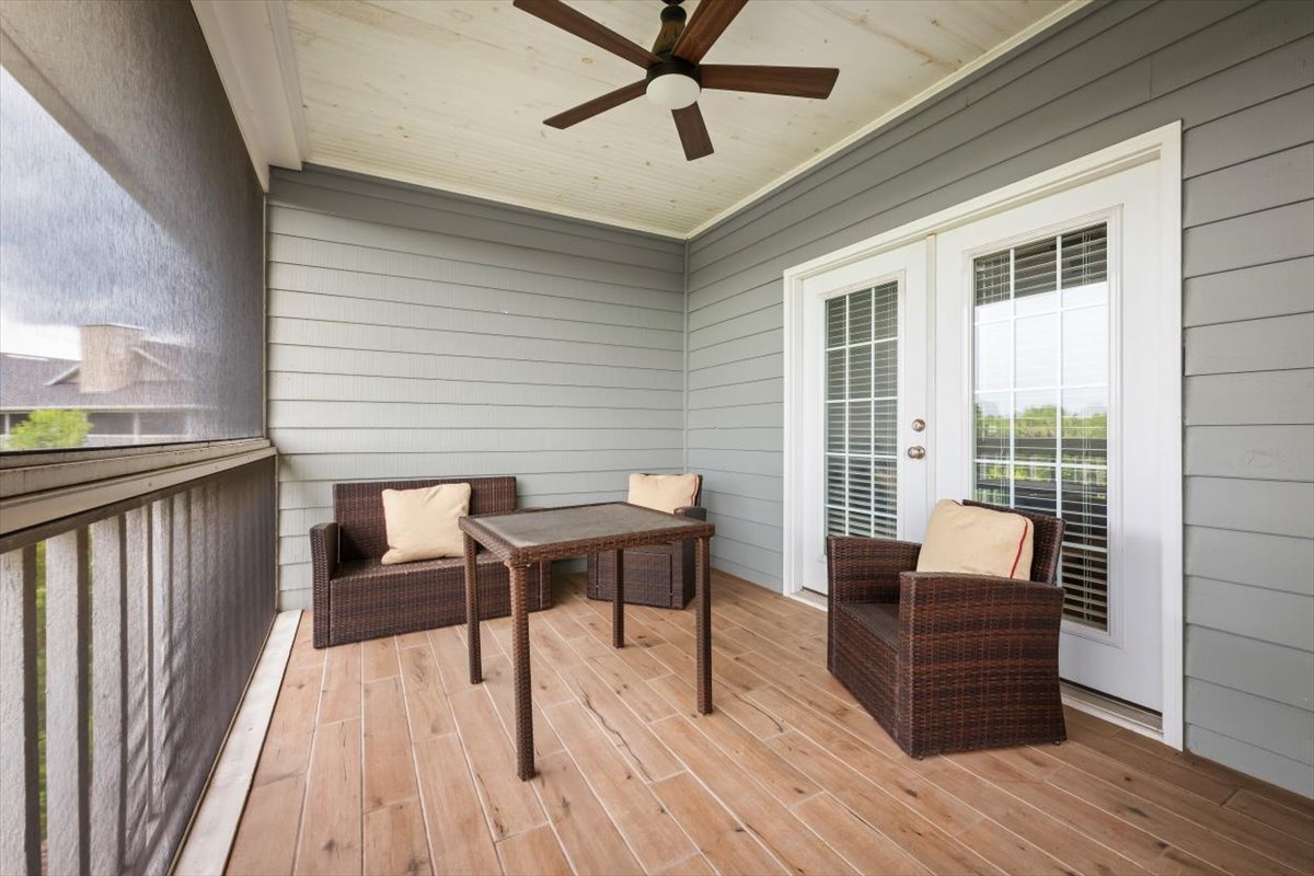 screened porch