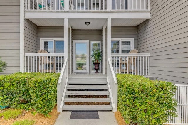 Front entrance to property