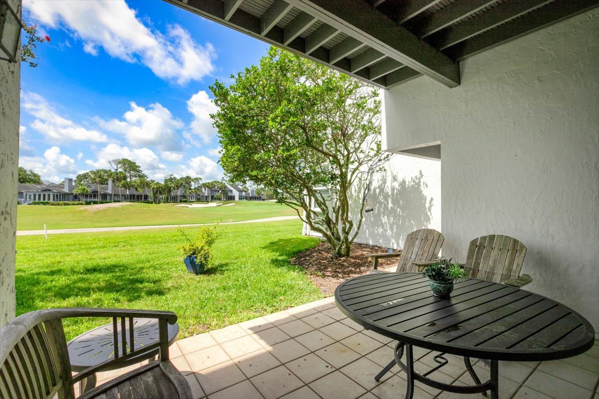 outdoor patio overlooking golf course