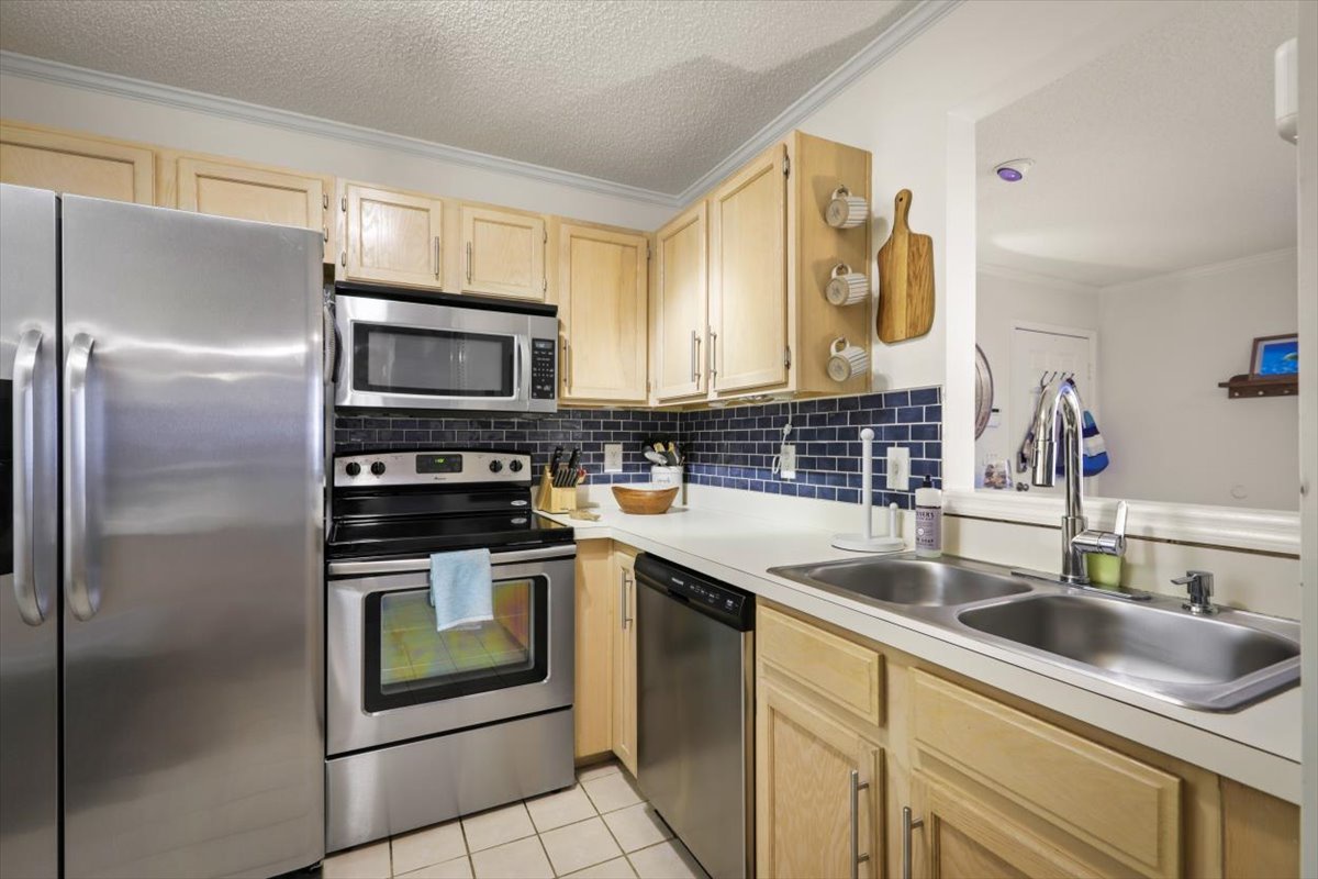 17-JAXREP_71_Ponte_Vedra_Colony_Cir_Ponte_Vedra_Beach_FL-17