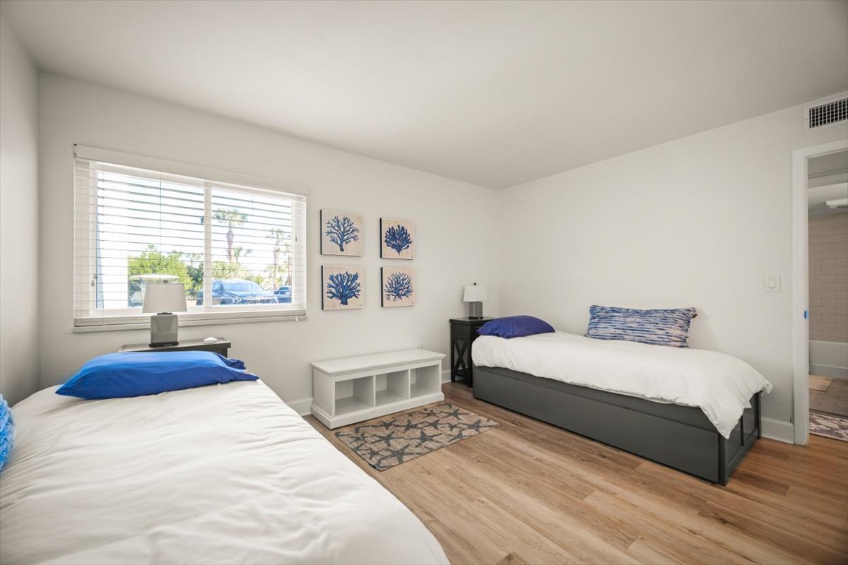 21-JAXREP_25_Tifton_Way_S_Ponte_Vedra_Beach_FL-21