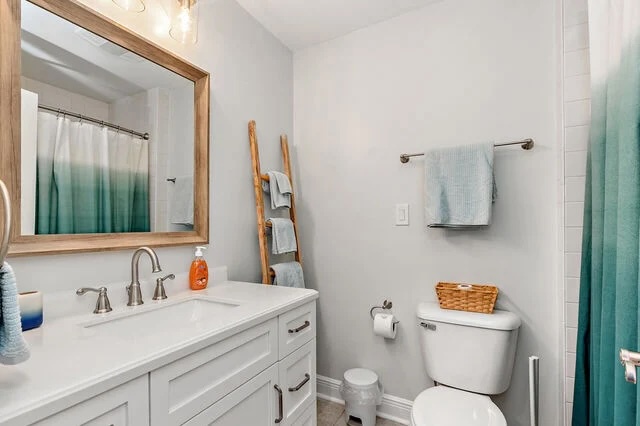 Bathroom 2 attached to bedroom 2