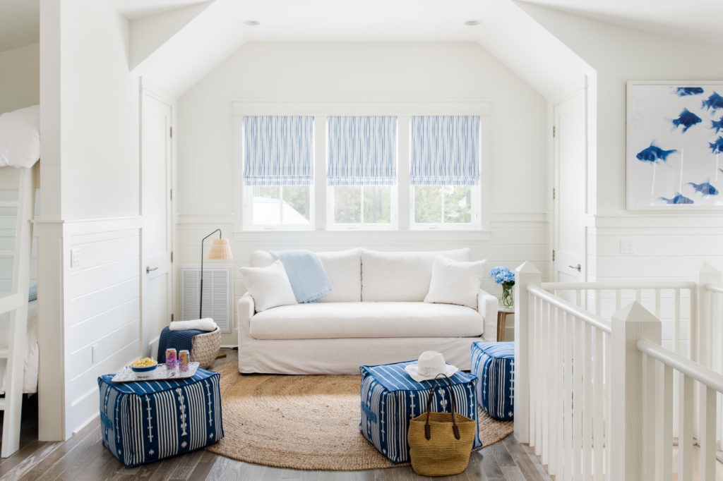 Upstairs Living Area