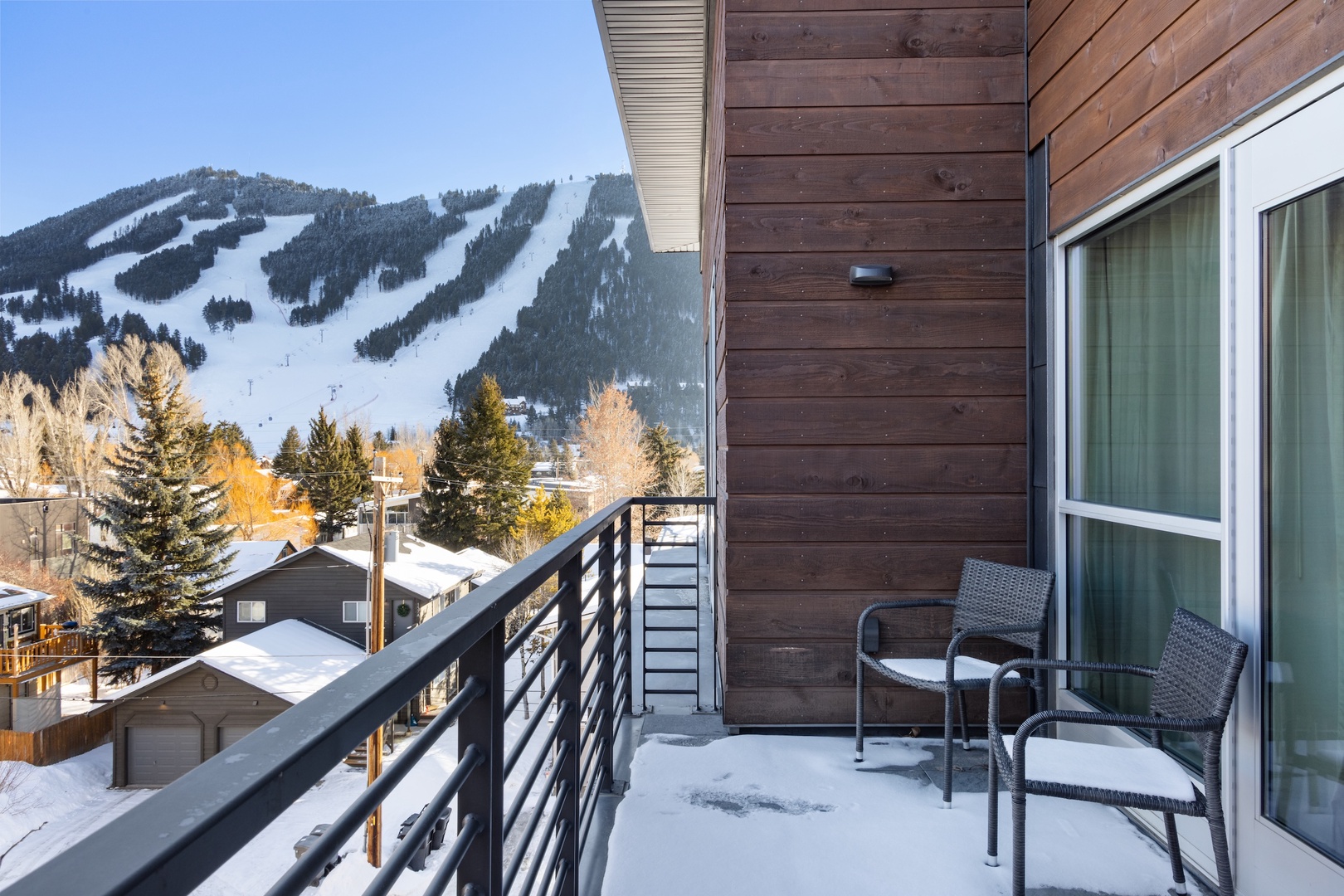 7Y5A8704Snow King Views from Patio