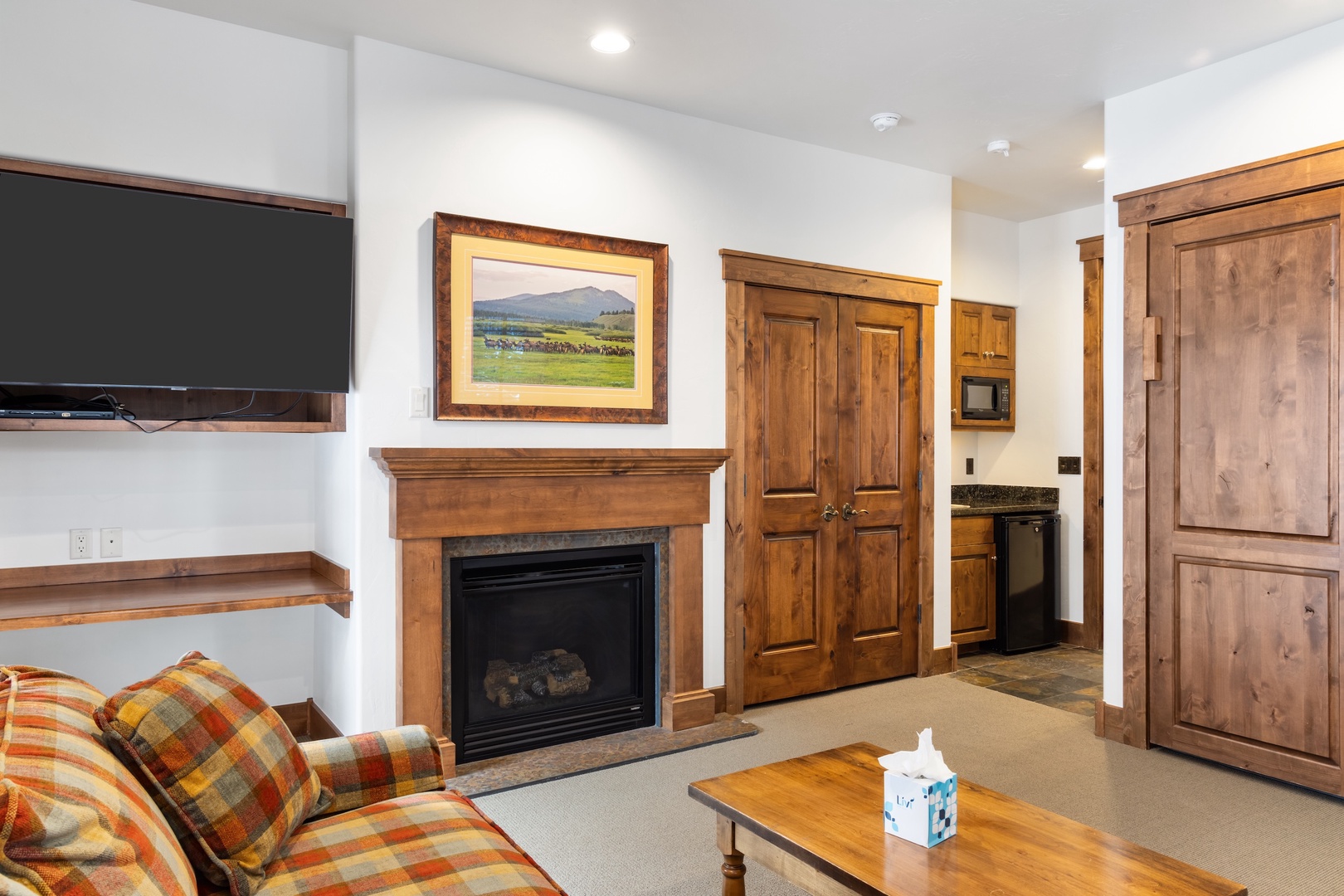 Second Living Area / Murphy Bedroom