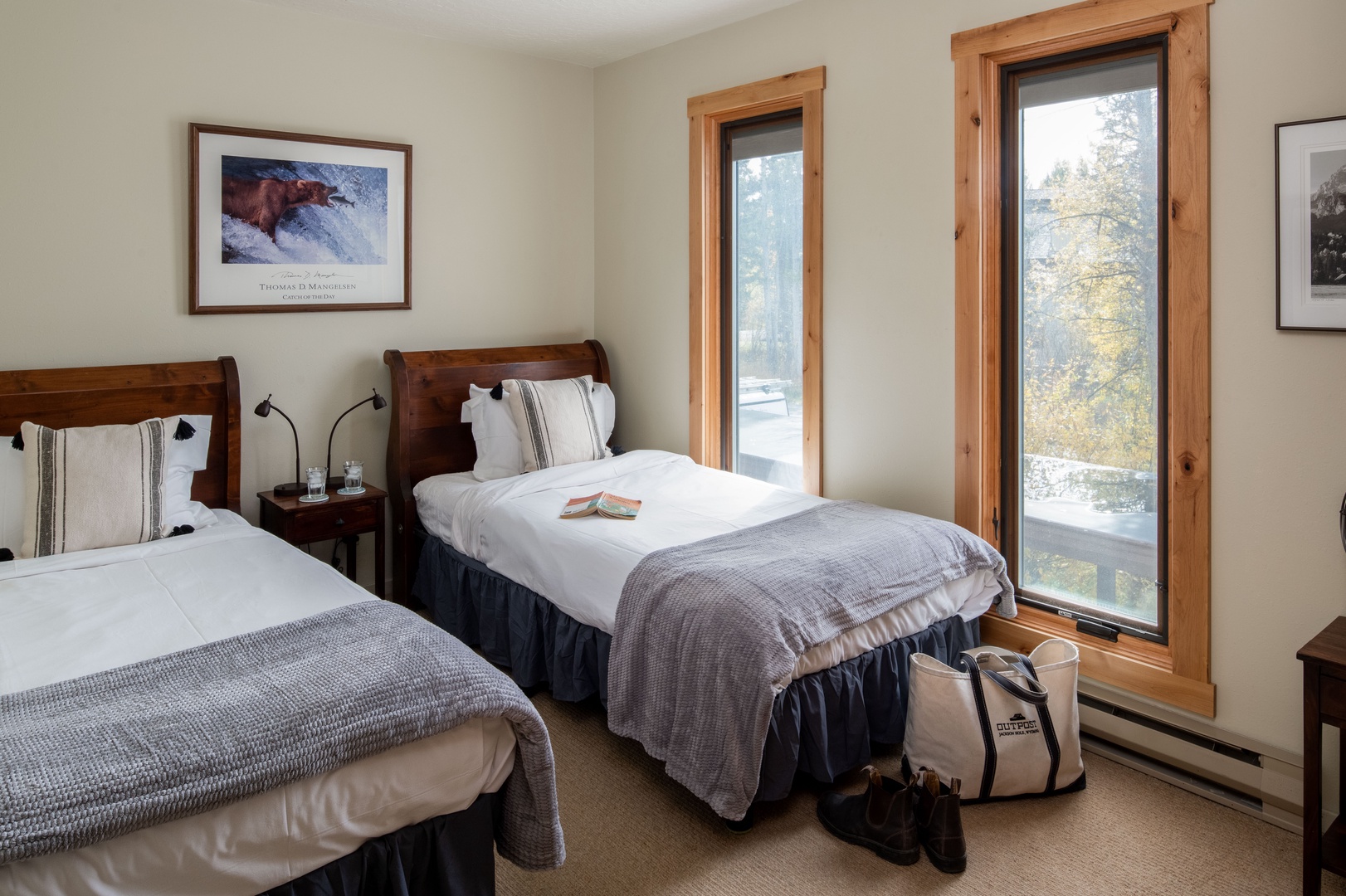 Secondary bedroom