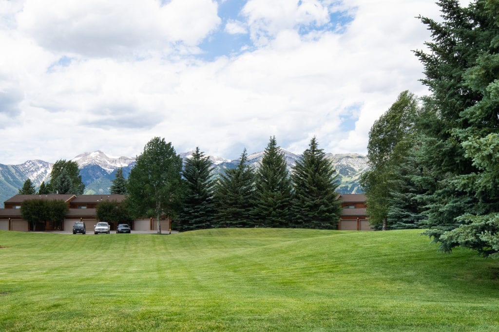 Teton Shadows Shared Lawn