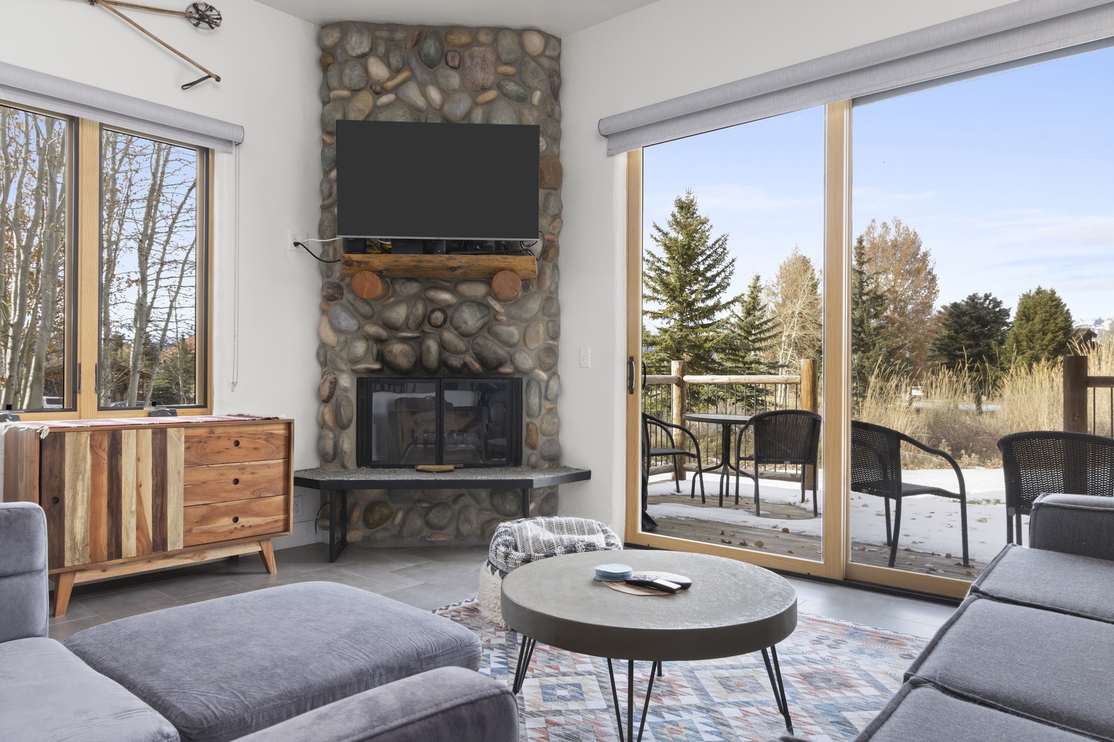 Living Room with Fireplace