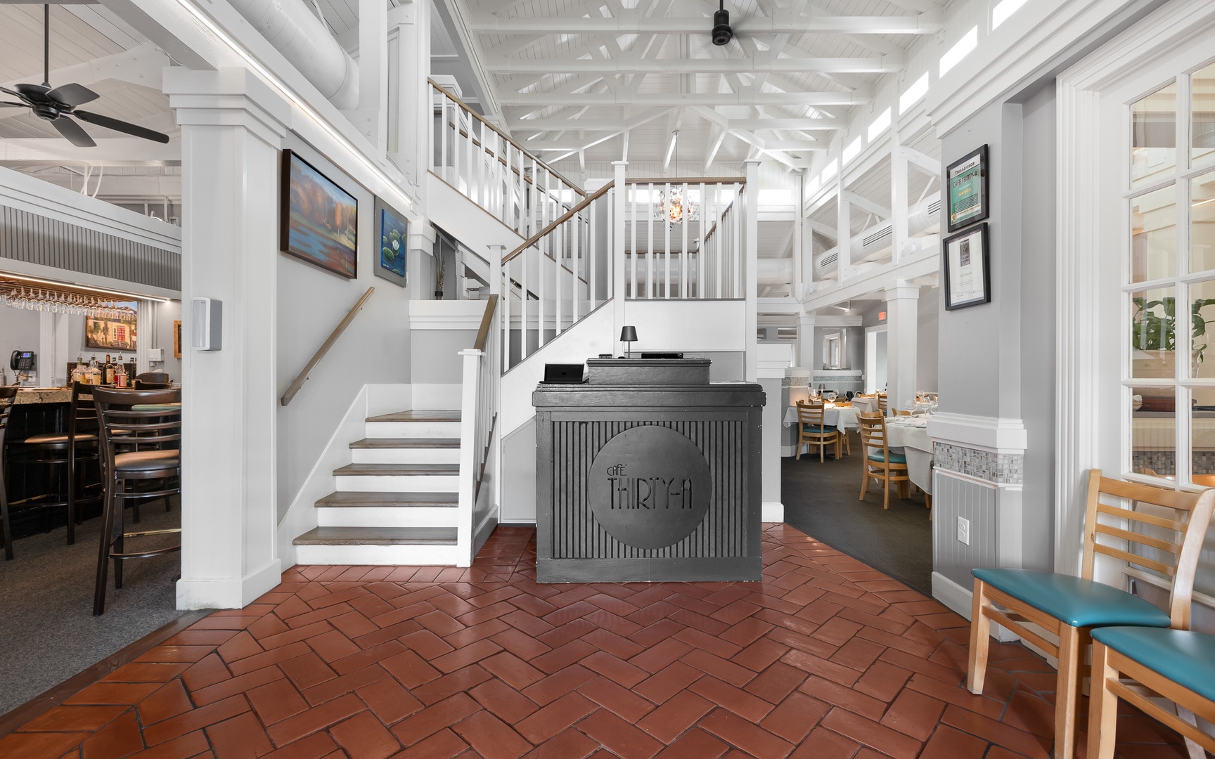 Cafe30A-interior-1-2