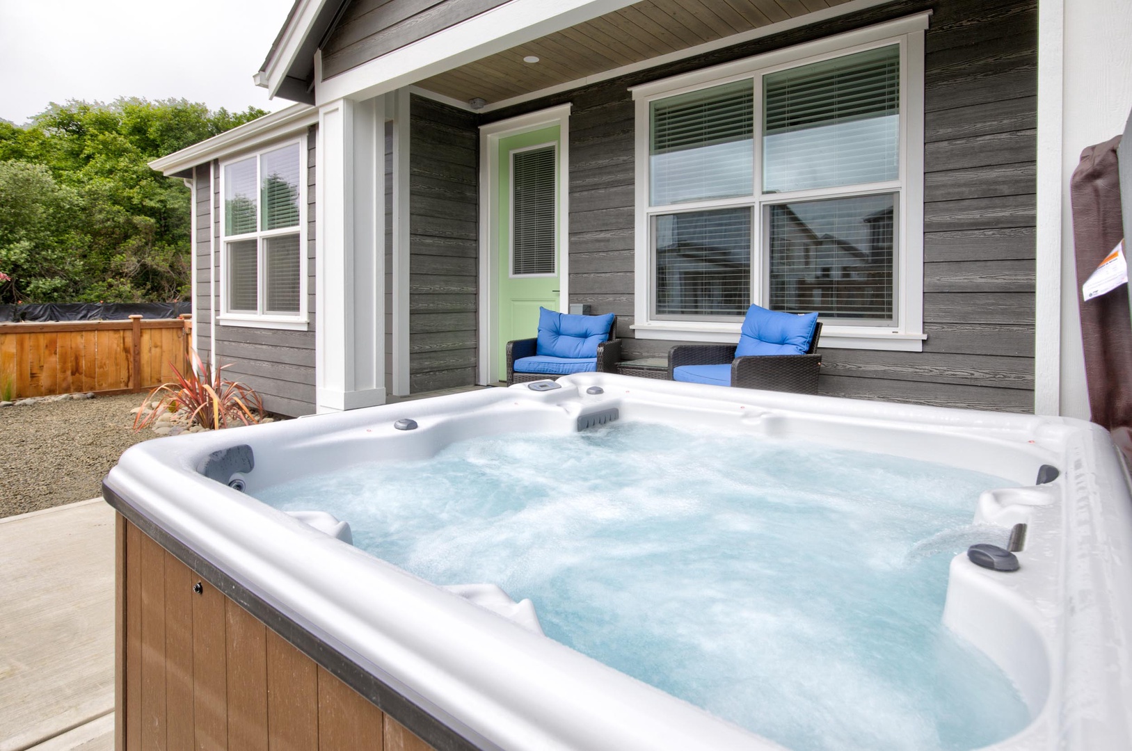 082 Queen Tide Cottage