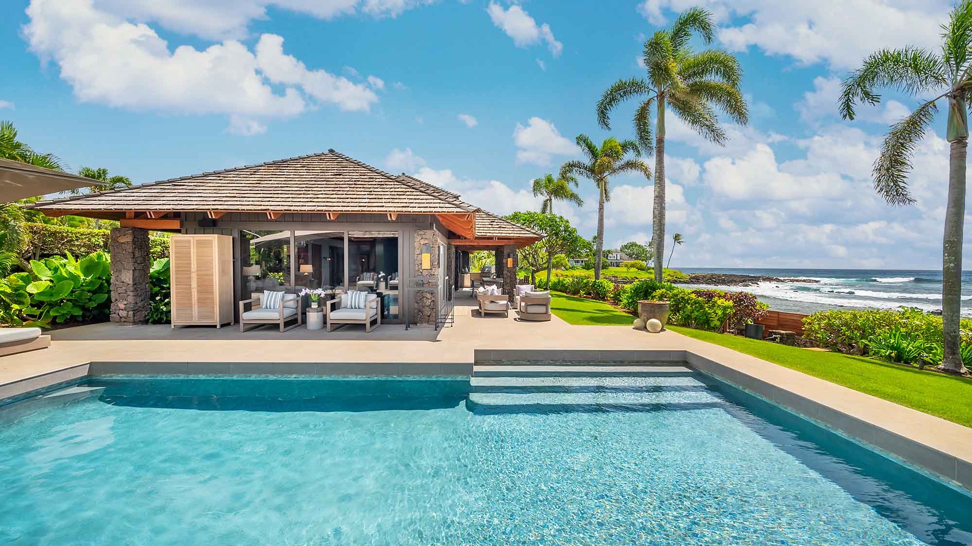 Hale Luana - Oceanfront Swimming Pool & Lanai - Parrish Kauai