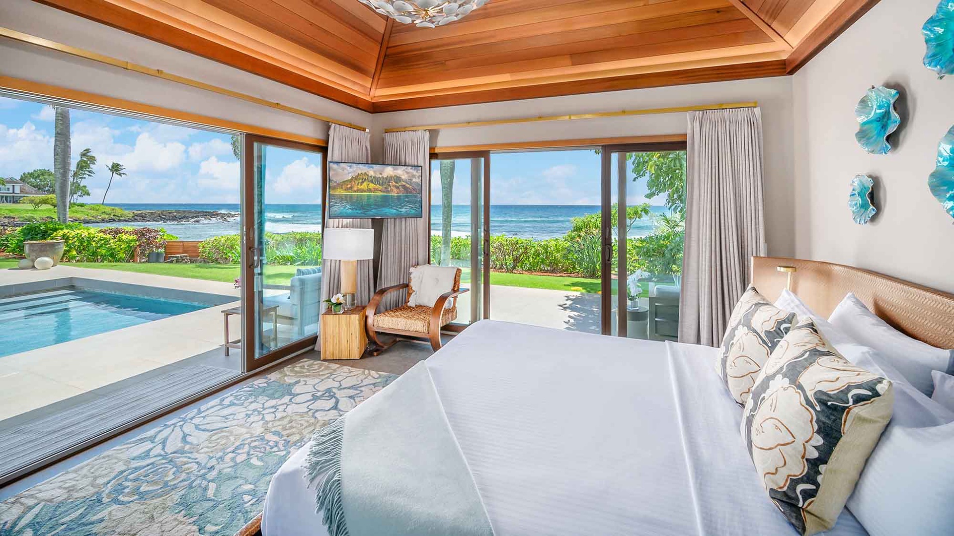 Hale Luana - Ohana Fourth Oceanfront Guest Bedroom - Parrish Kauai