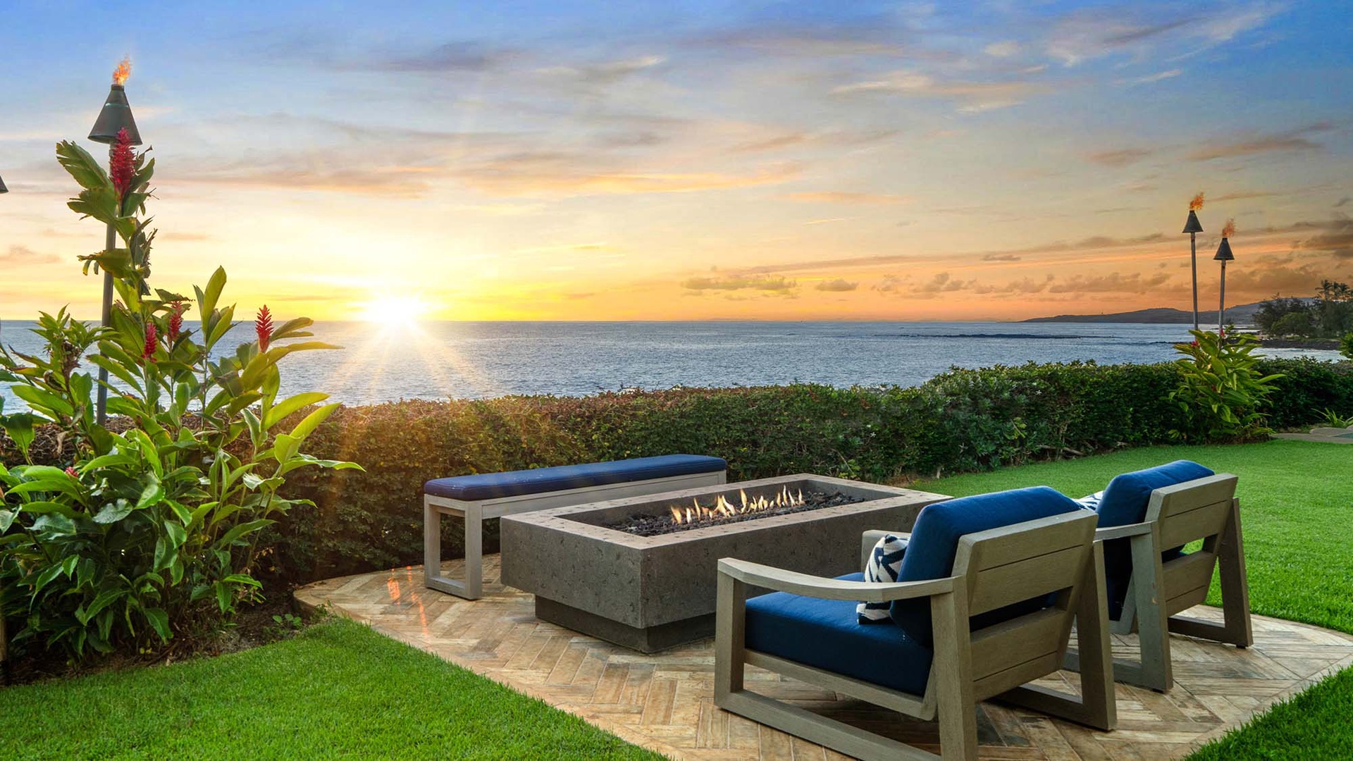 Honu Hale at Poipu - Oceanfront Sunset Fire Pit - Parrish Kauai