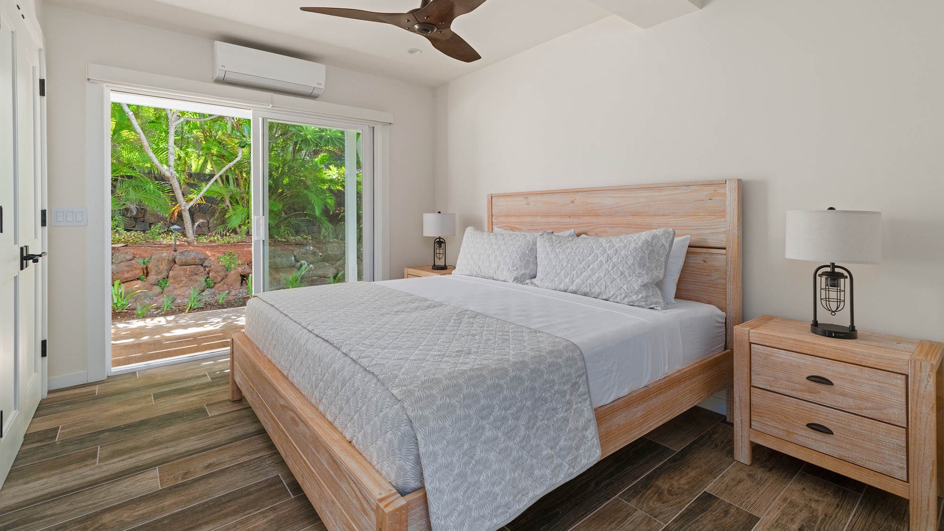 Honu Hale at Poipu - Ohana Fourth Bedroom & Private Lanai - Parrish Kauai