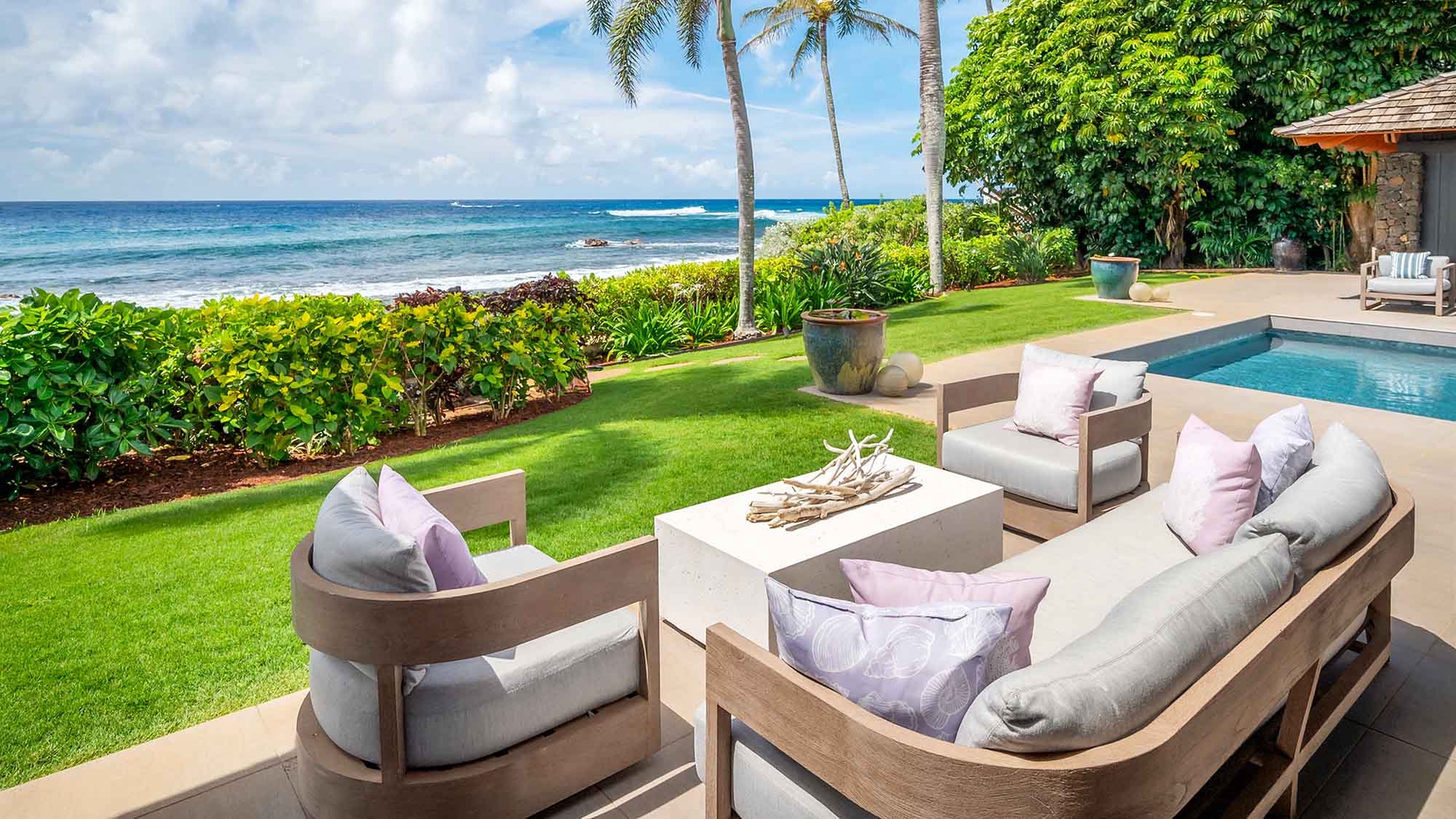 Hale Luana - Oceanfront Lounging Lanai - Parrish Kauai