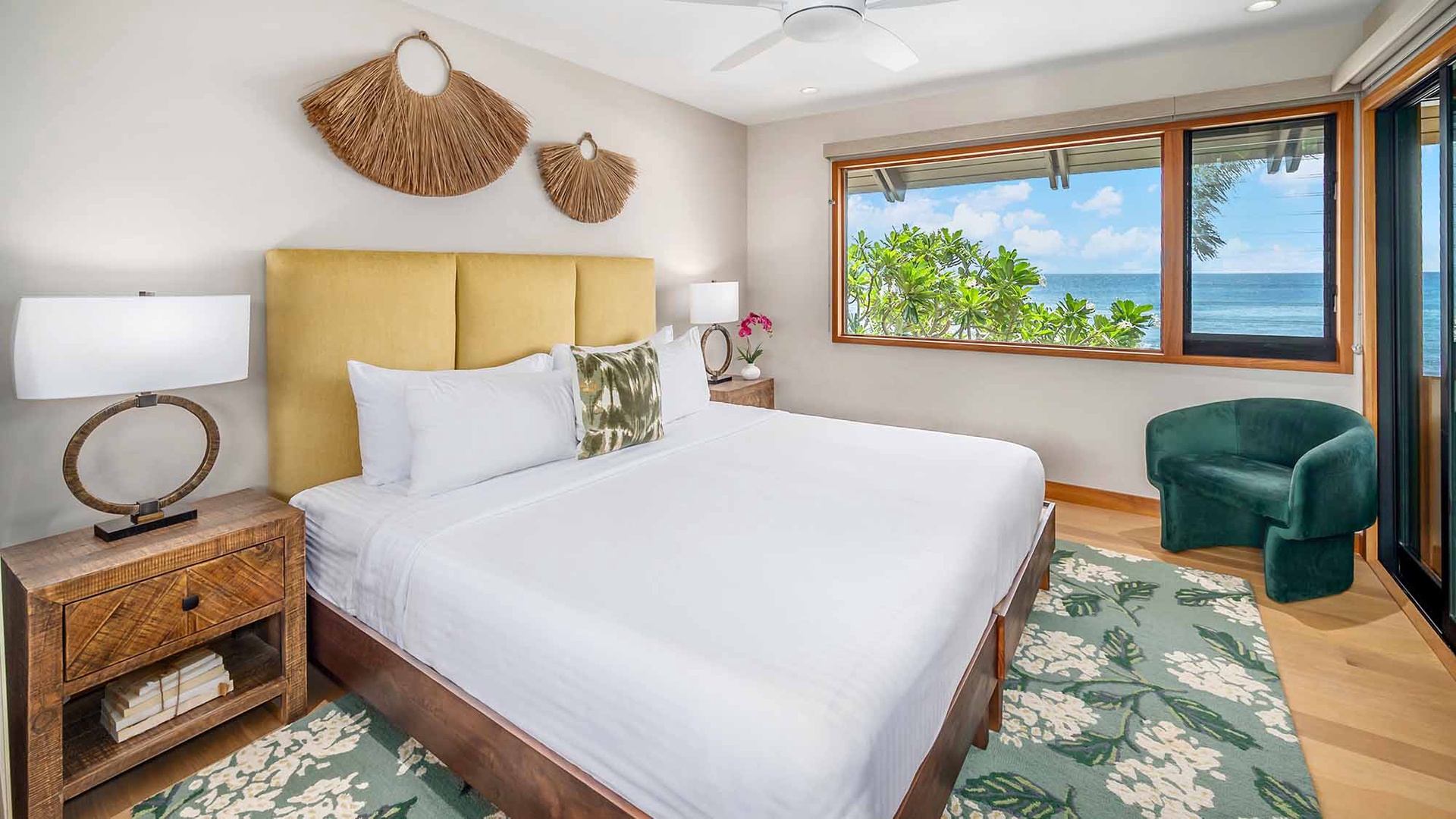 Hale Luana - Upper Level Oceanfront Second Bedroom - Parrish Kauai